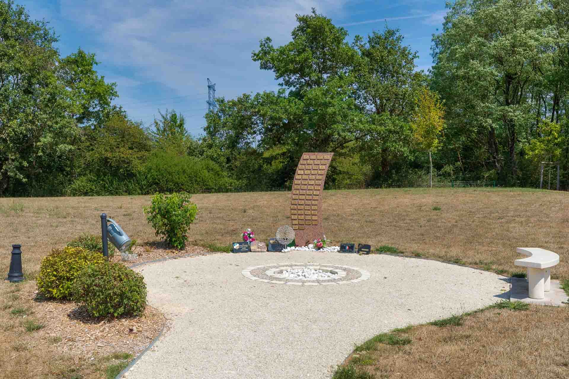 Gien Crematorium de Gien Jardin